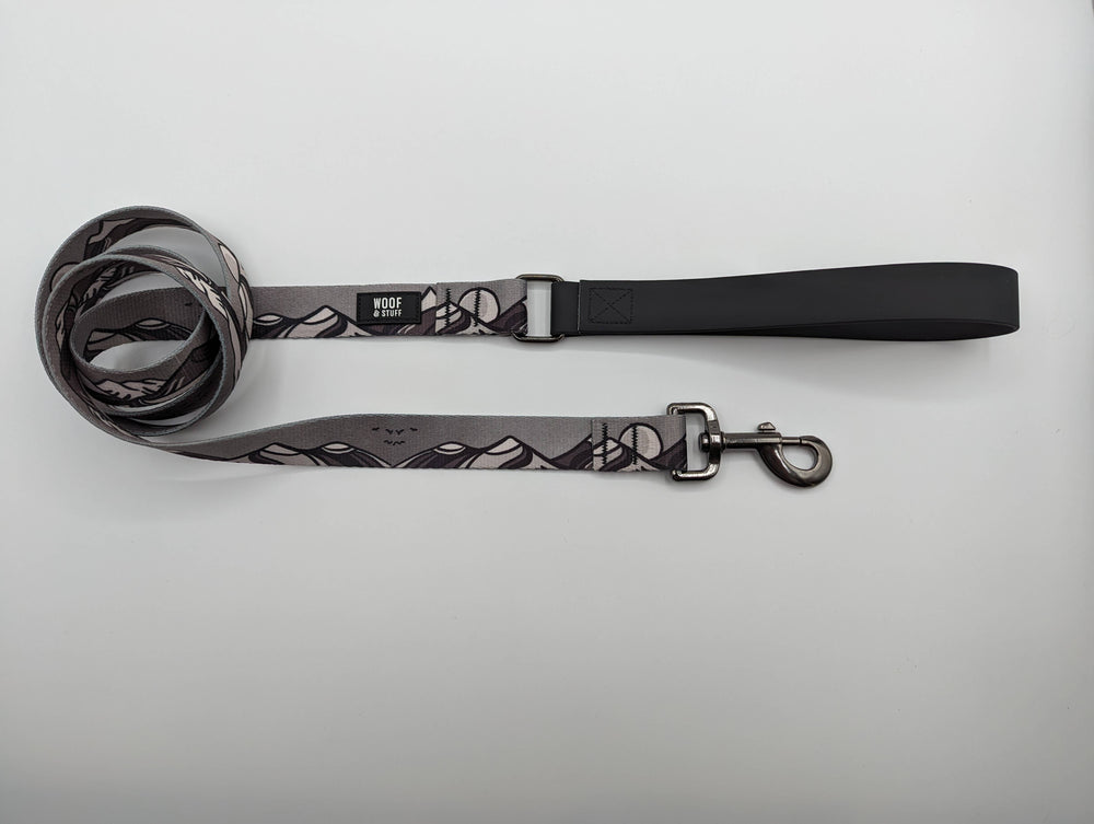 Moonlight Leash